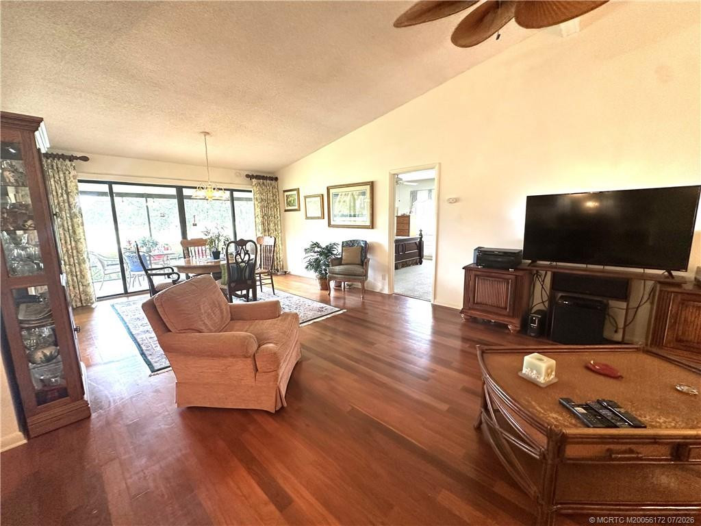 2390 Bobalink Court Sw Property Photo 5
