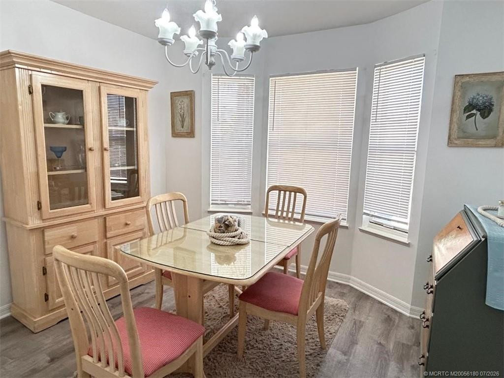 1154 Nettles Boulevard Property Photo 4