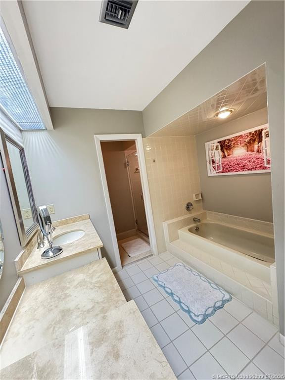 5639 Se Foxcross Place Property Photo 14