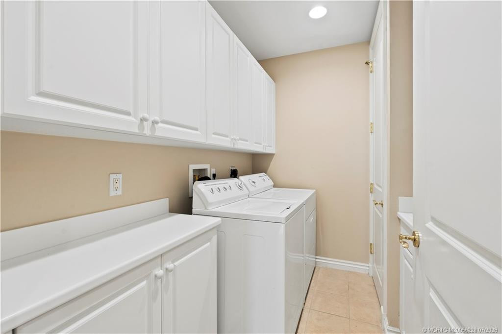986 Se Willoughby Trace 1-4 Property Photo 29