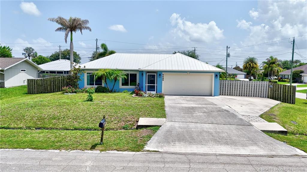 4499 Sw Jaunt Road Property Photo 1