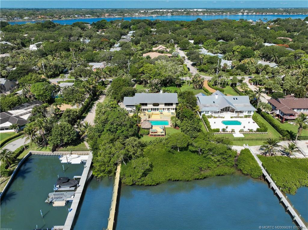 118 S Sewalls Point Road Property Photo 1