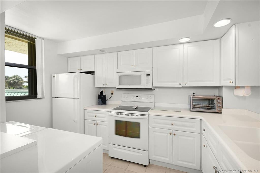 9900 S Ocean Drive 107 Property Photo 20