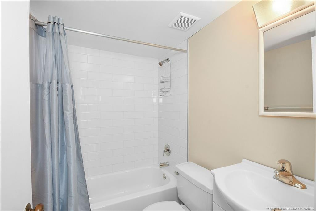9900 S Ocean Drive 107 Property Photo 24
