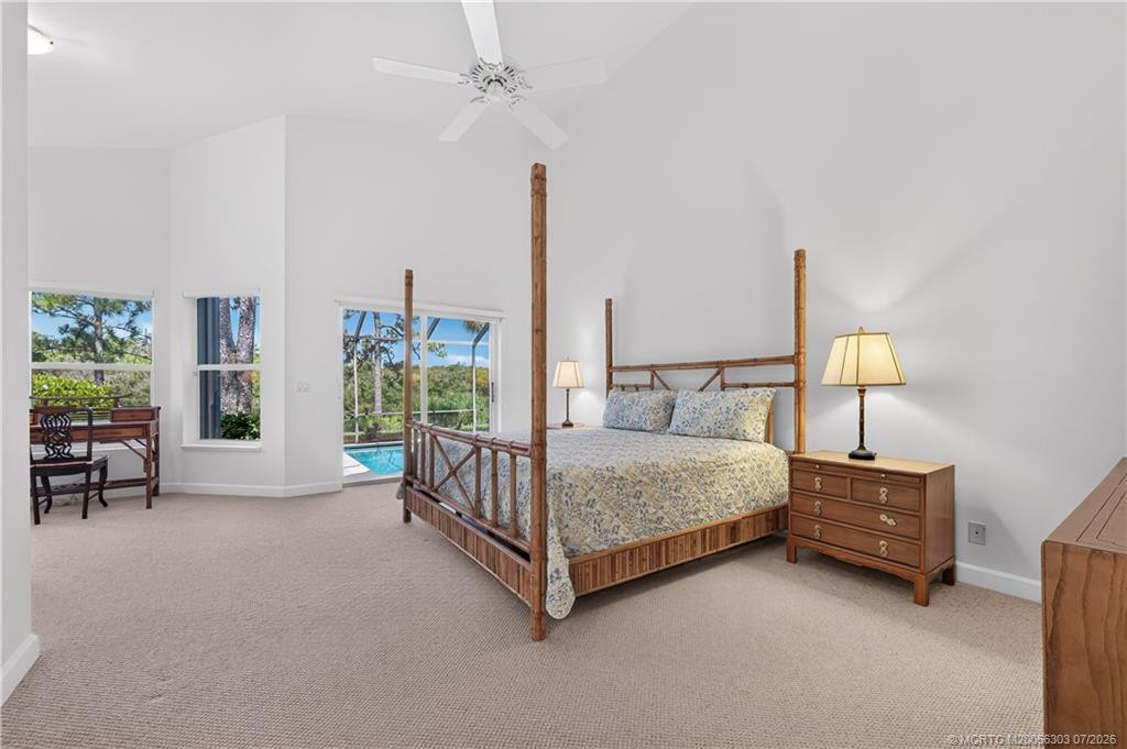 601 Nw Winters Creek Road Property Photo 17