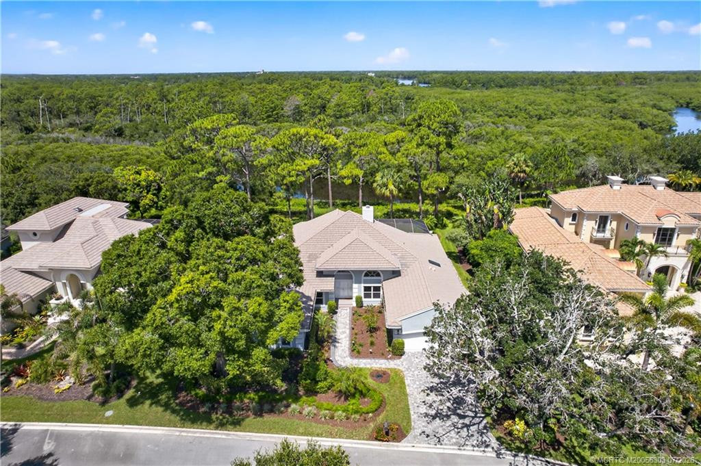 601 Nw Winters Creek Road Property Photo 34