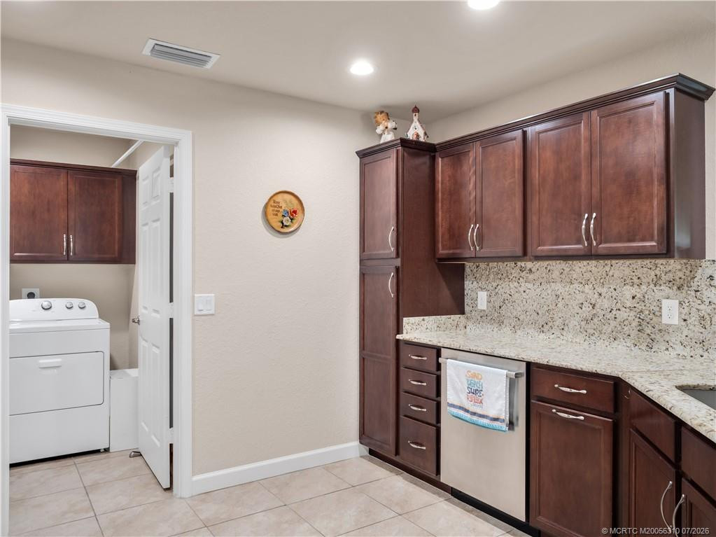 34 Monterey Way Property Photo 10