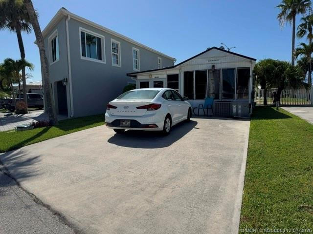 2029 Nettles Boulevard Property Photo 1