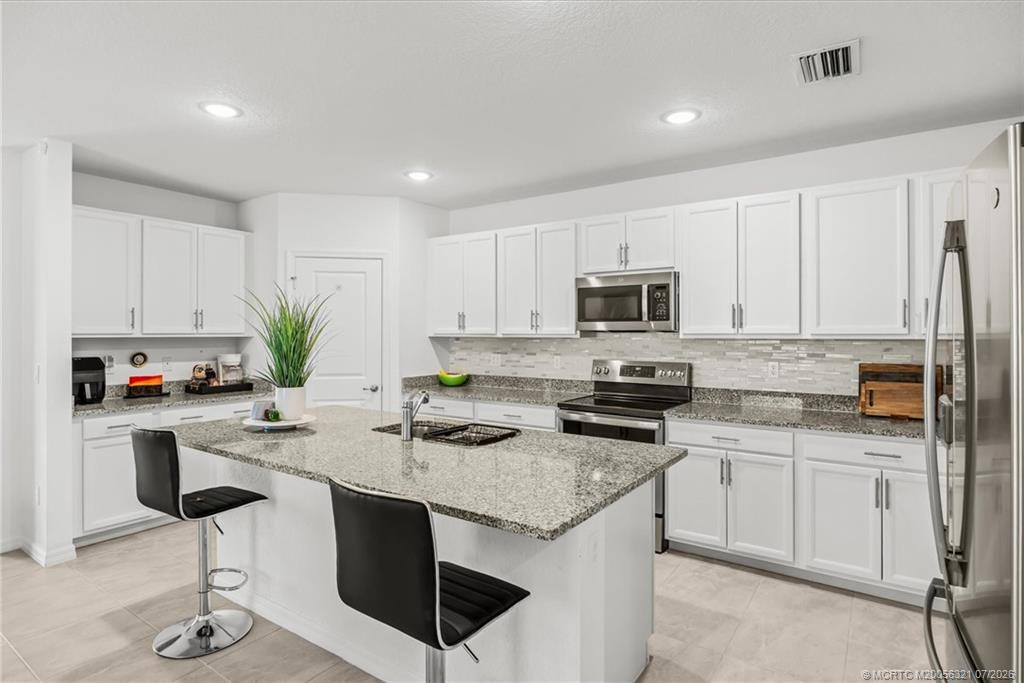 837 Sw California Boulevard Property Photo 1