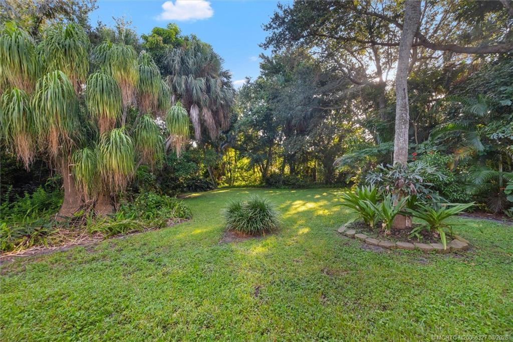 22 N Via Lucindia Property Photo 1