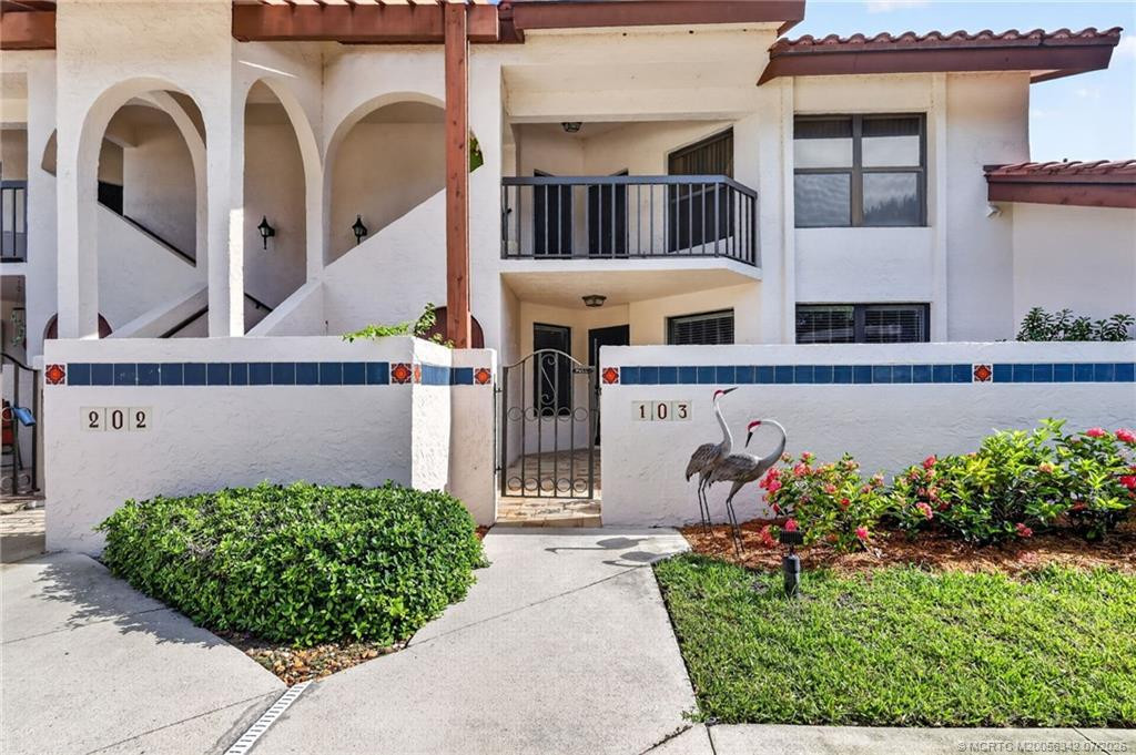 3470 Se Martinique Trace 103 Property Photo 1