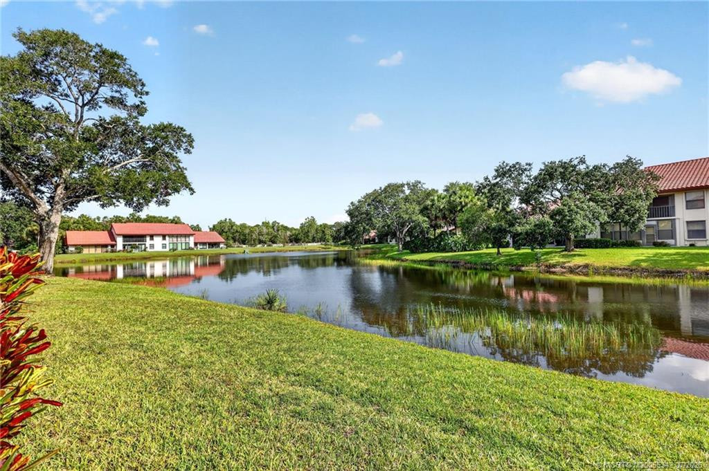 3470 Se Martinique Trace 103 Property Photo 2