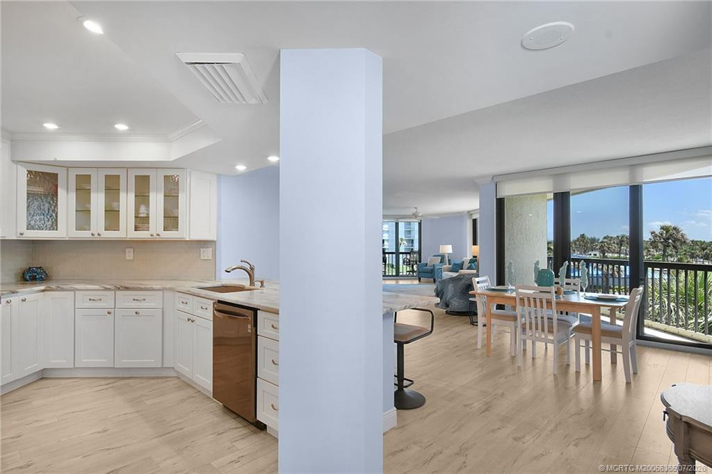 9550 S Ocean Drive 310 Property Photo 2