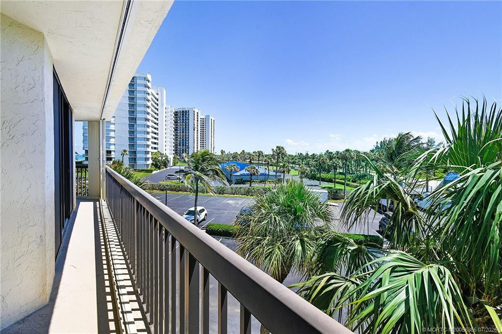 9550 S Ocean Drive 310 Property Photo 28