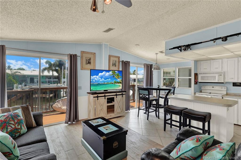 10851 S Ocean Drive 101 Property Photo 7
