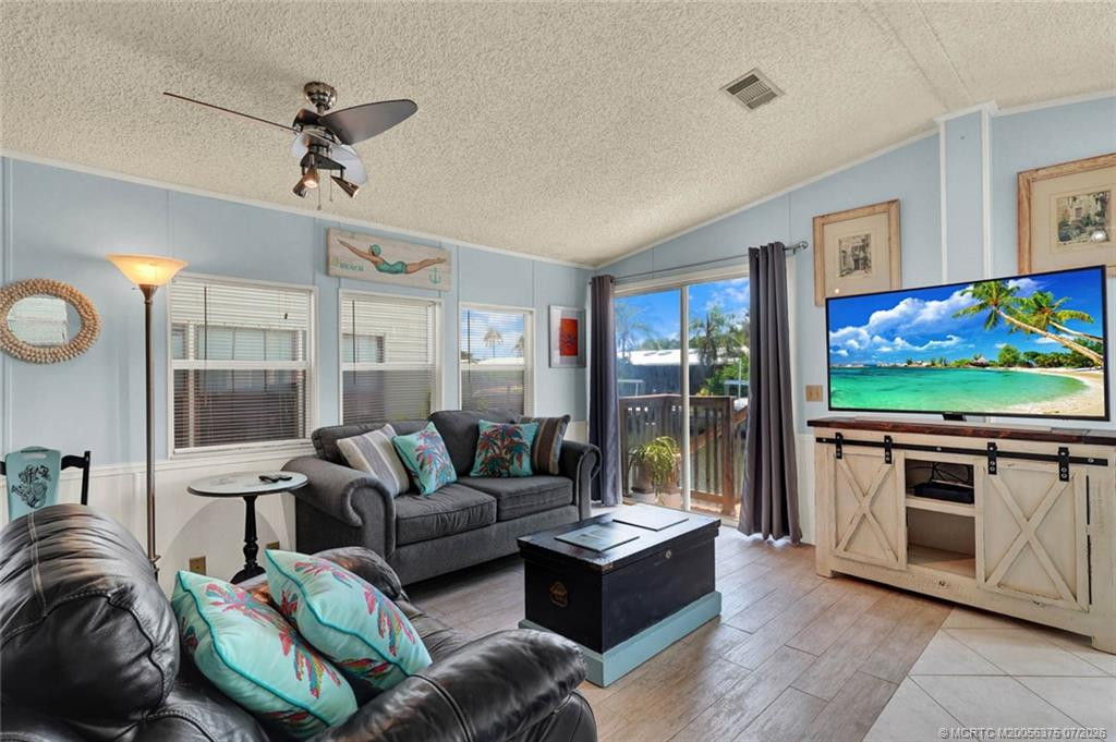 10851 S Ocean Drive 101 Property Photo 8