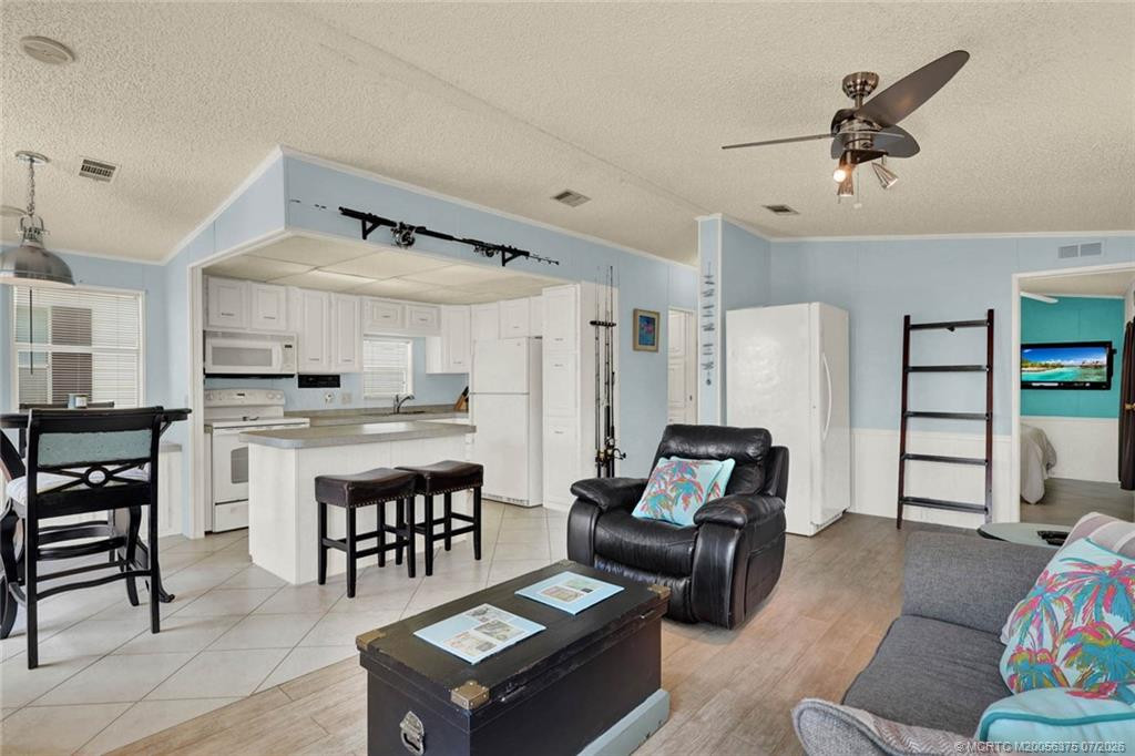 10851 S Ocean Drive 101 Property Photo 10