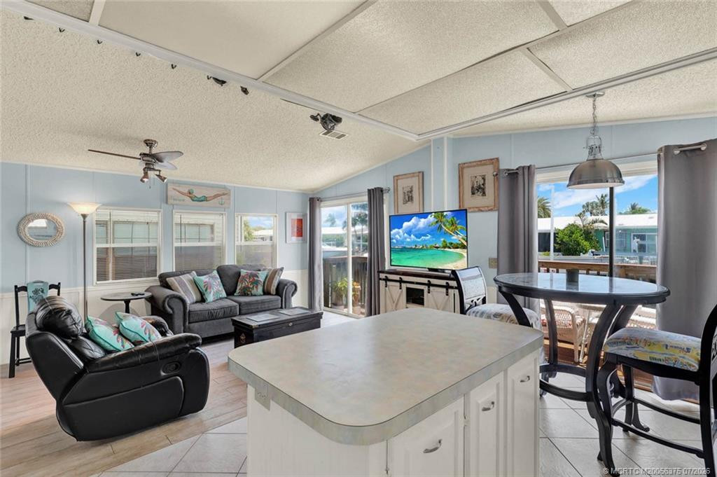 10851 S Ocean Drive 101 Property Photo 13
