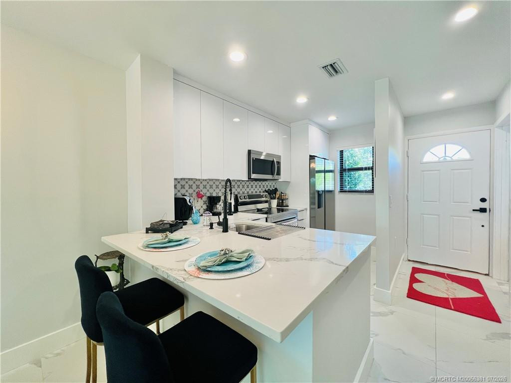 4225 N Highway A1a 20 Property Photo 4