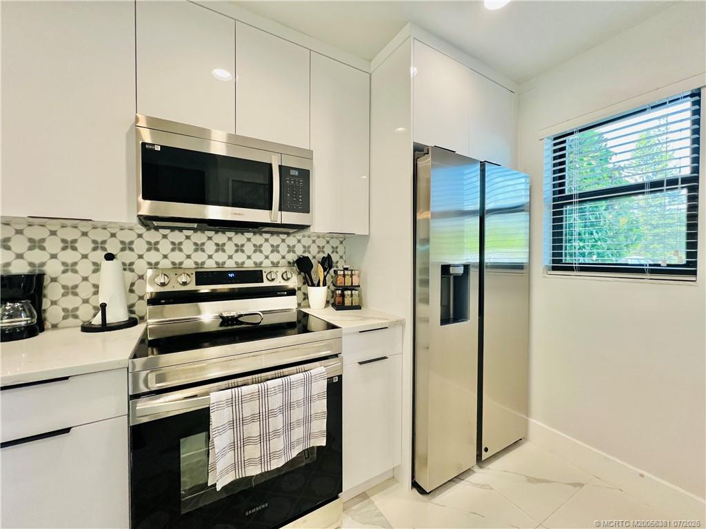 4225 N Highway A1a 20 Property Photo 6