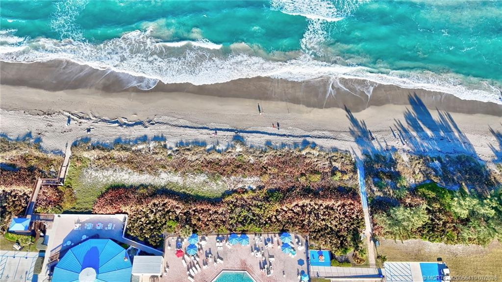 10725 S Ocean Drive Property Photo 12
