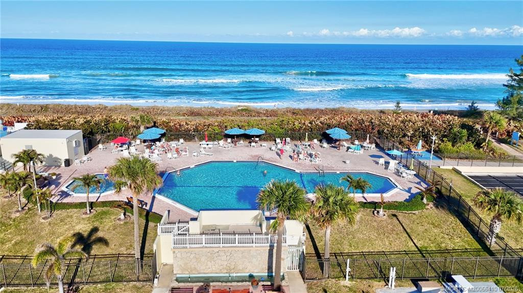 10725 S Ocean Drive Property Photo 17