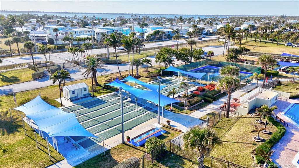 10725 S Ocean Drive Property Photo 19