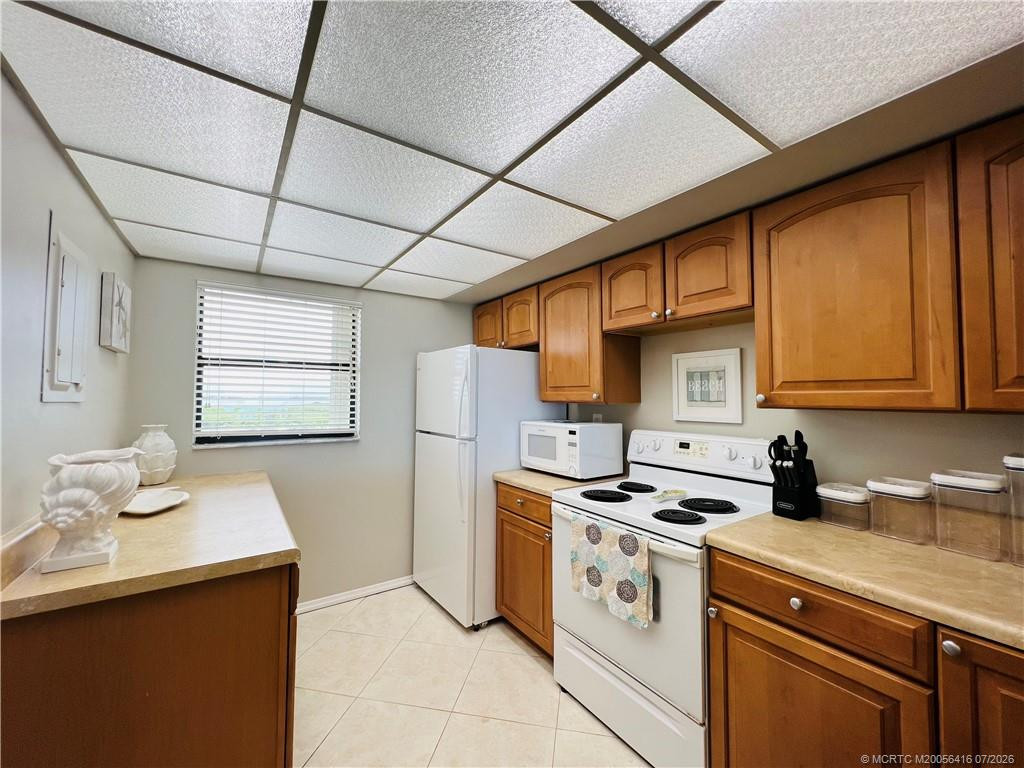9400 S Ocean Drive 1003 B Property Photo 6