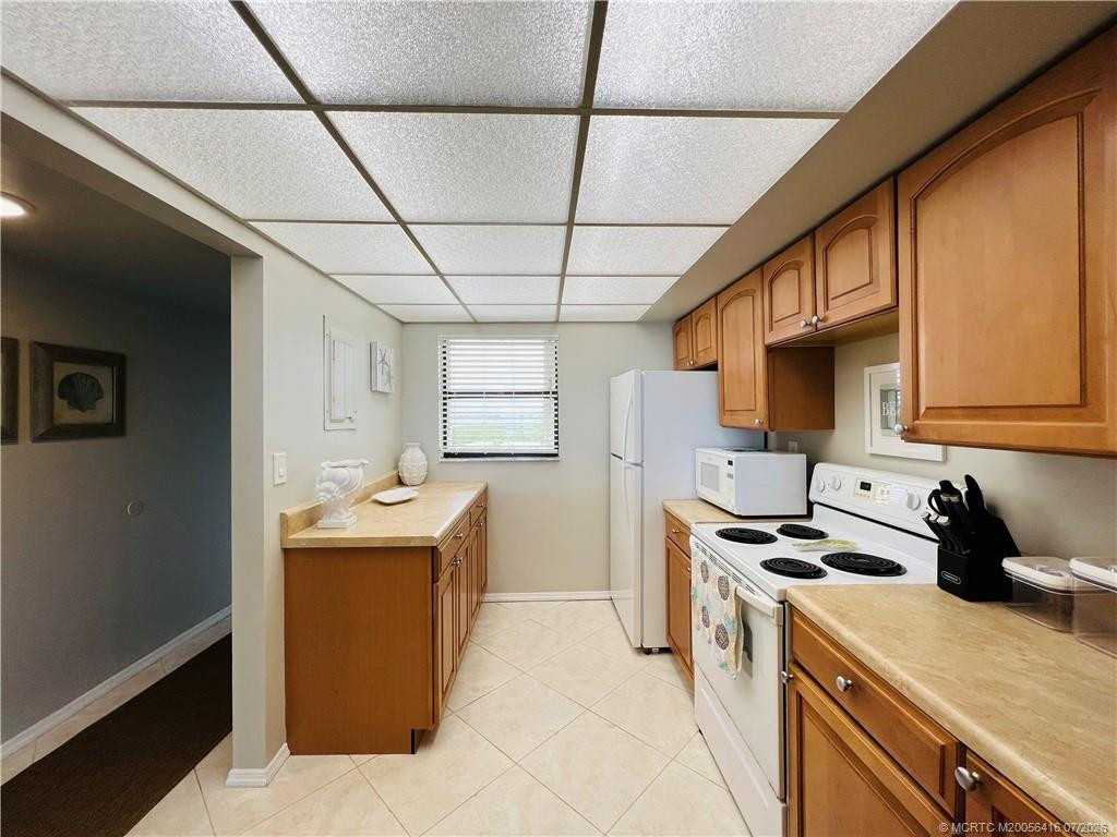 9400 S Ocean Drive 1003 B Property Photo 9