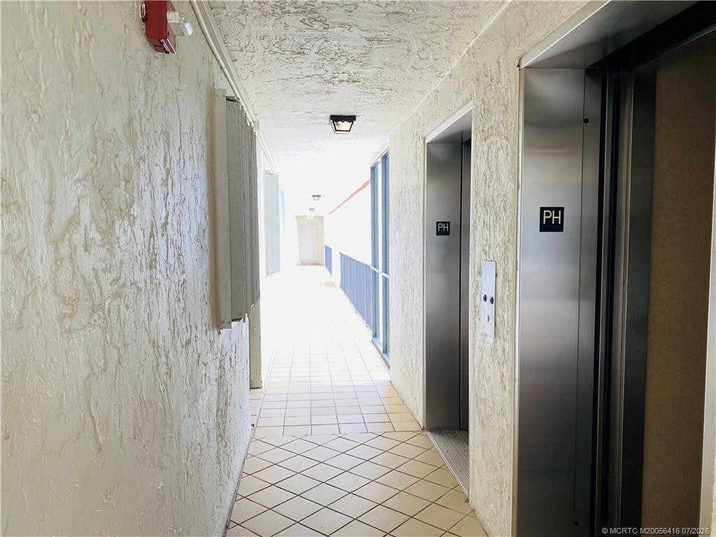 9400 S Ocean Drive 1003 B Property Photo 56