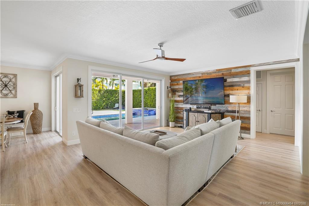 1421 Windley Key Way Property Photo 10