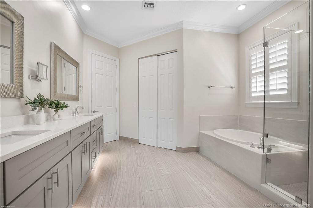 1421 Windley Key Way Property Photo 28