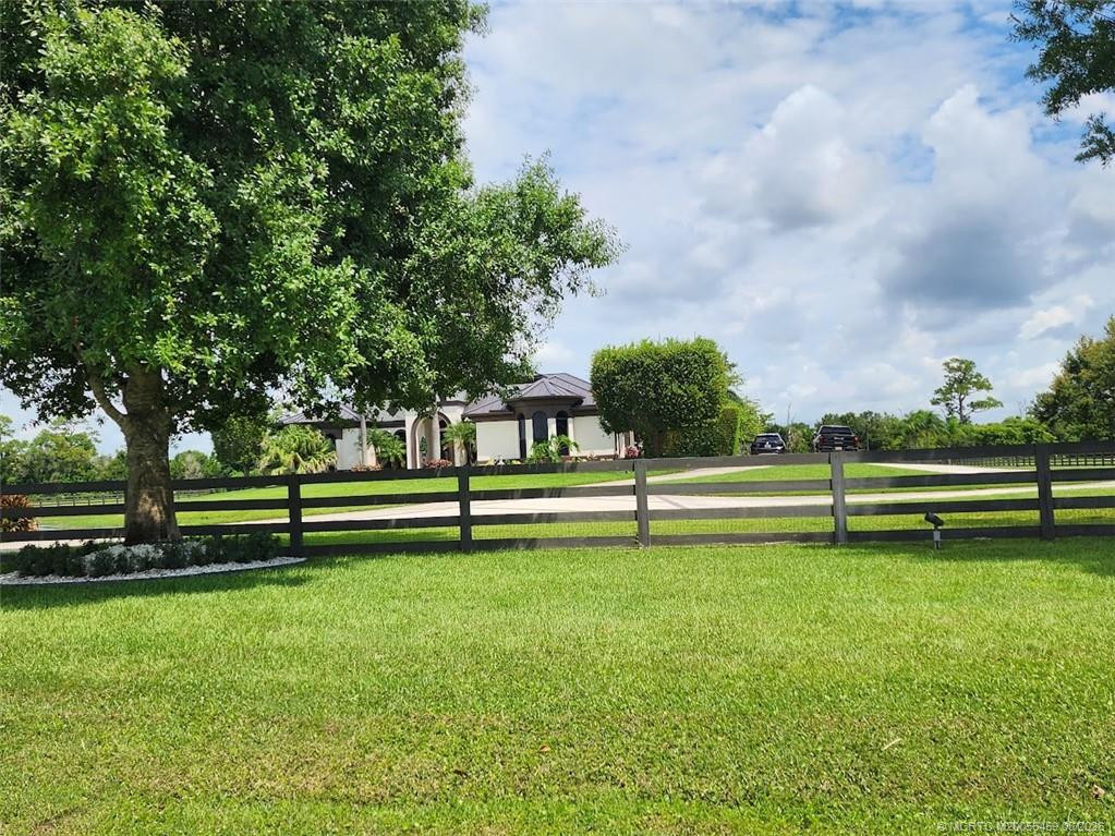 3265 Sw Stoneybrook Way Property Photo 8