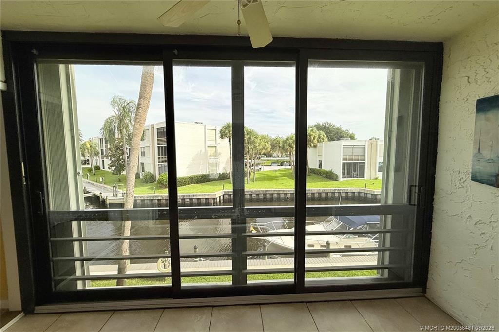 1950 Sw Palm City Road 2205 Property Photo 10