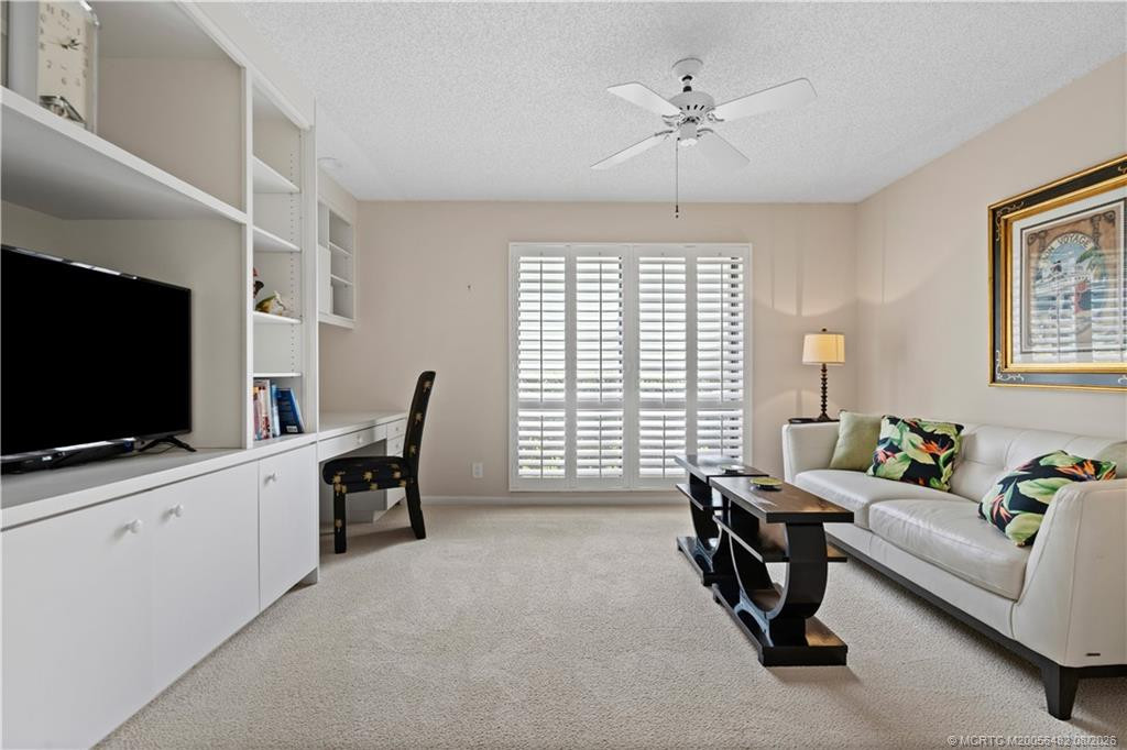 2600 Sw Willowood Circle Property Photo 18