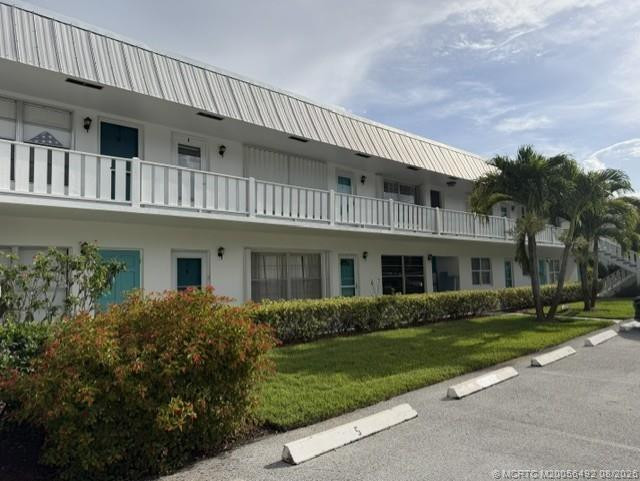 2929 SE Ocean Boulevard 108-8 Property Photo 1