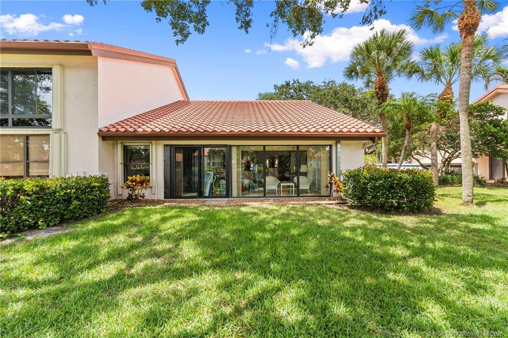 6030 Se Martinique Drive 101 Property Photo 9