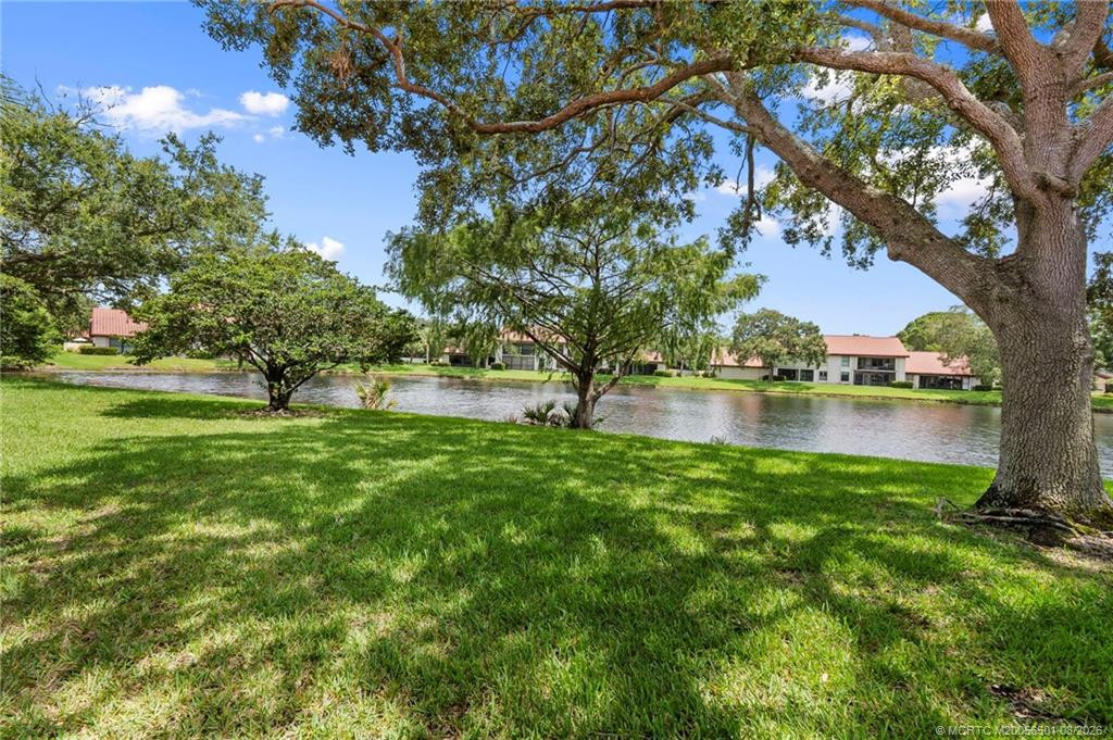 6030 Se Martinique Drive 101 Property Photo 10