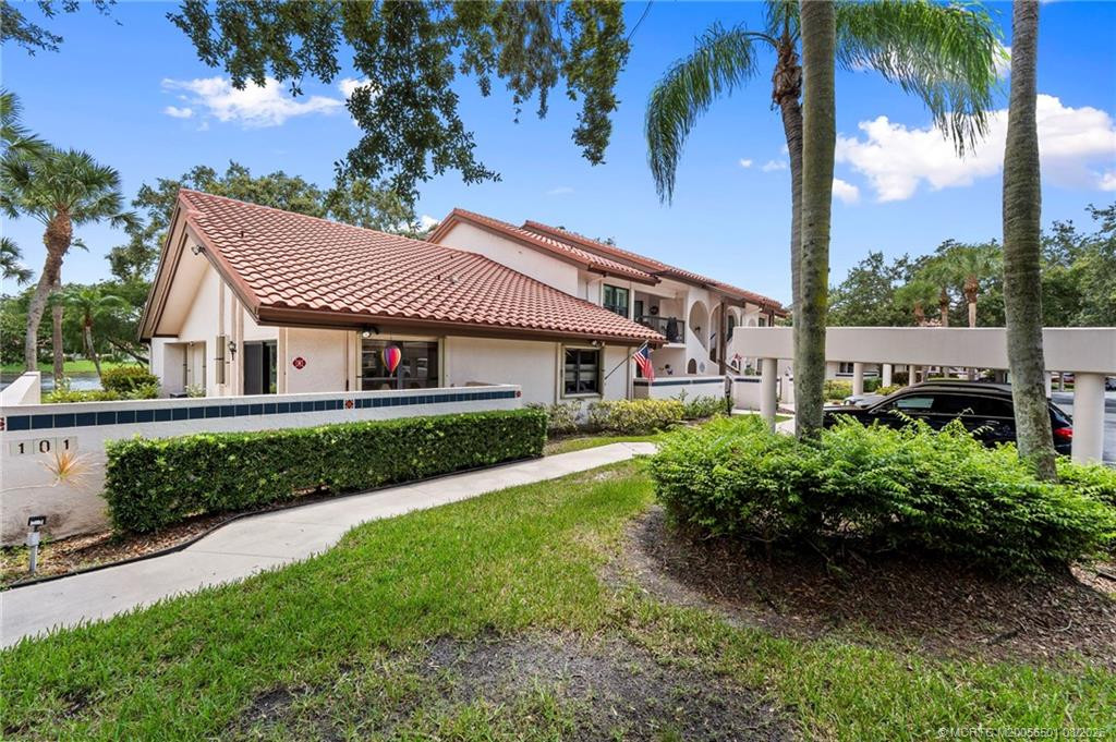 6030 Se Martinique Drive 101 Property Photo 36