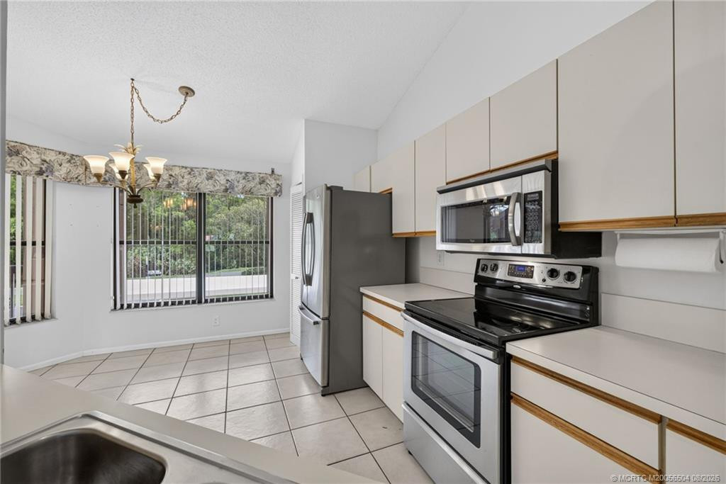 3410 Se Martinique Trace 201 Property Photo 3