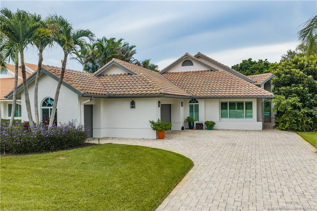 11815 Se Plandome Drive Property Photo 1