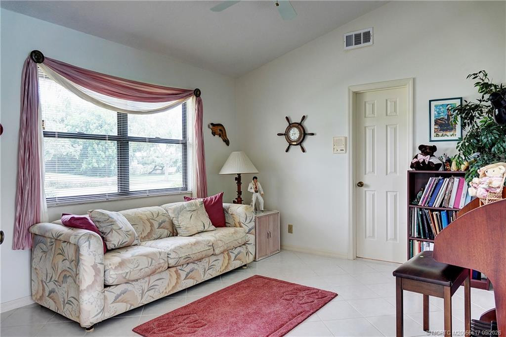 2490 Ne Pinecrest Lakes Boulevard Property Photo 22