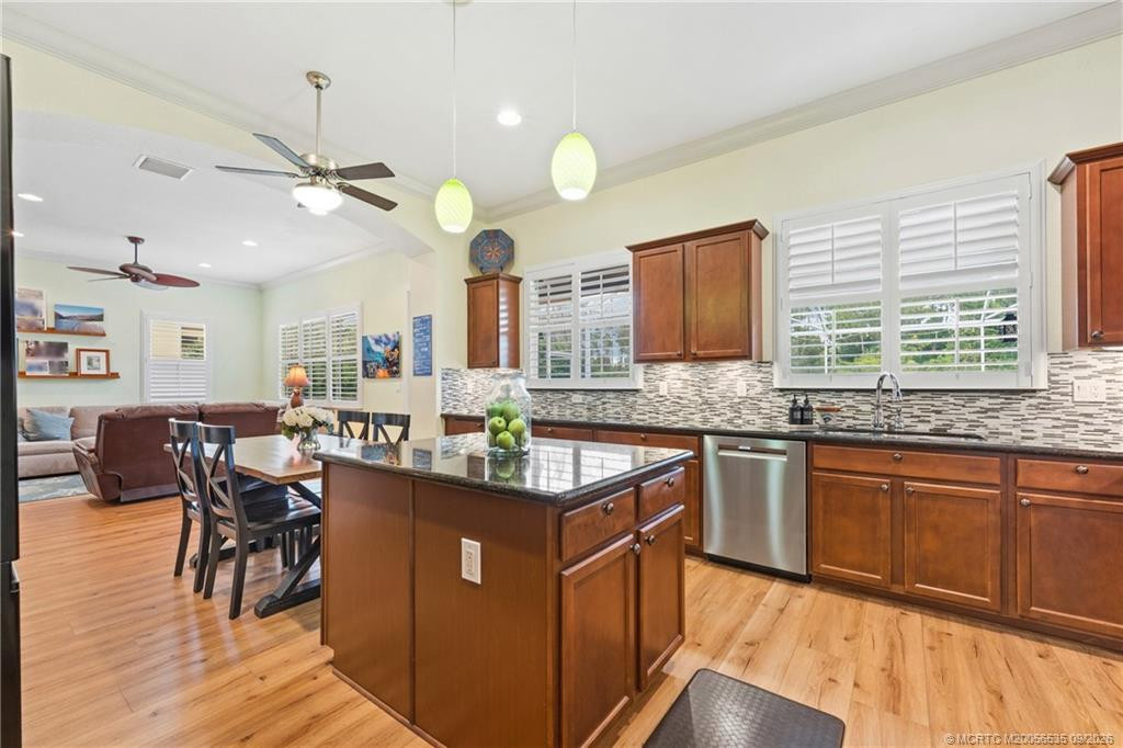 5541 Sw Bellflower Court Property Photo 11