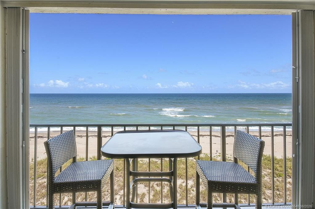 10310 S Ocean Drive 504 Property Photo 1
