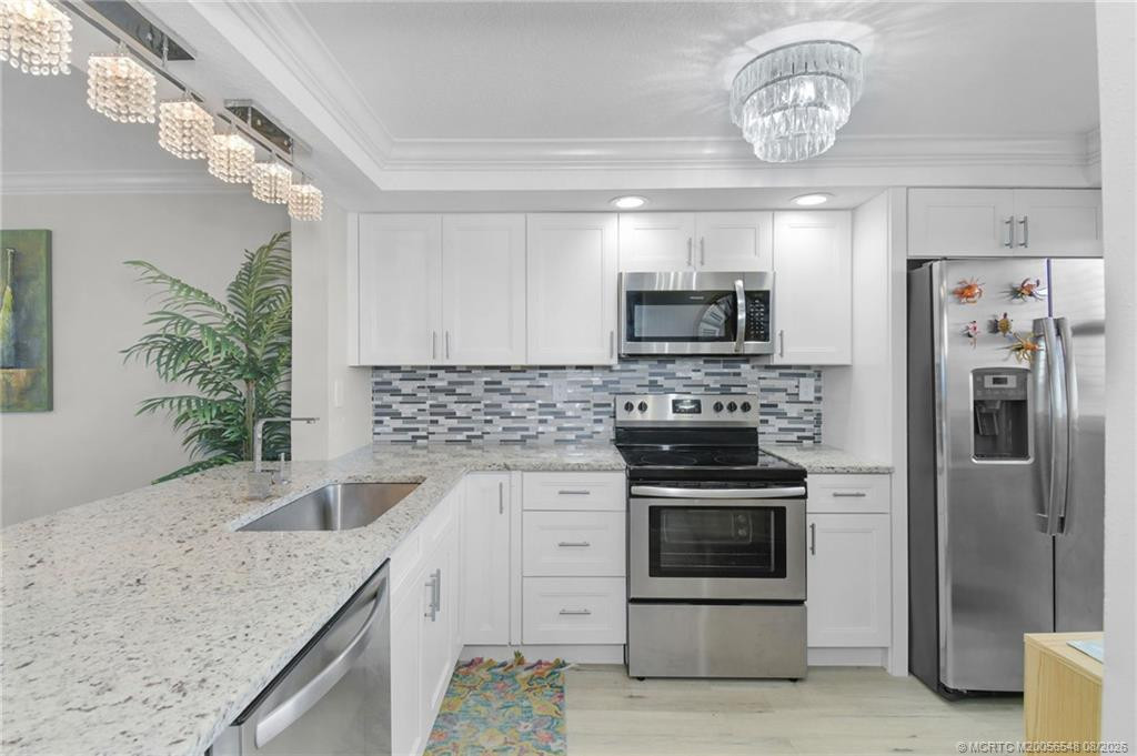 10310 S Ocean Drive 504 Property Photo 8