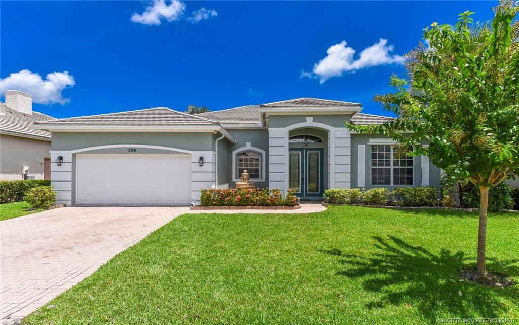 704 SW Myakka River Trace SW Property Photo 1