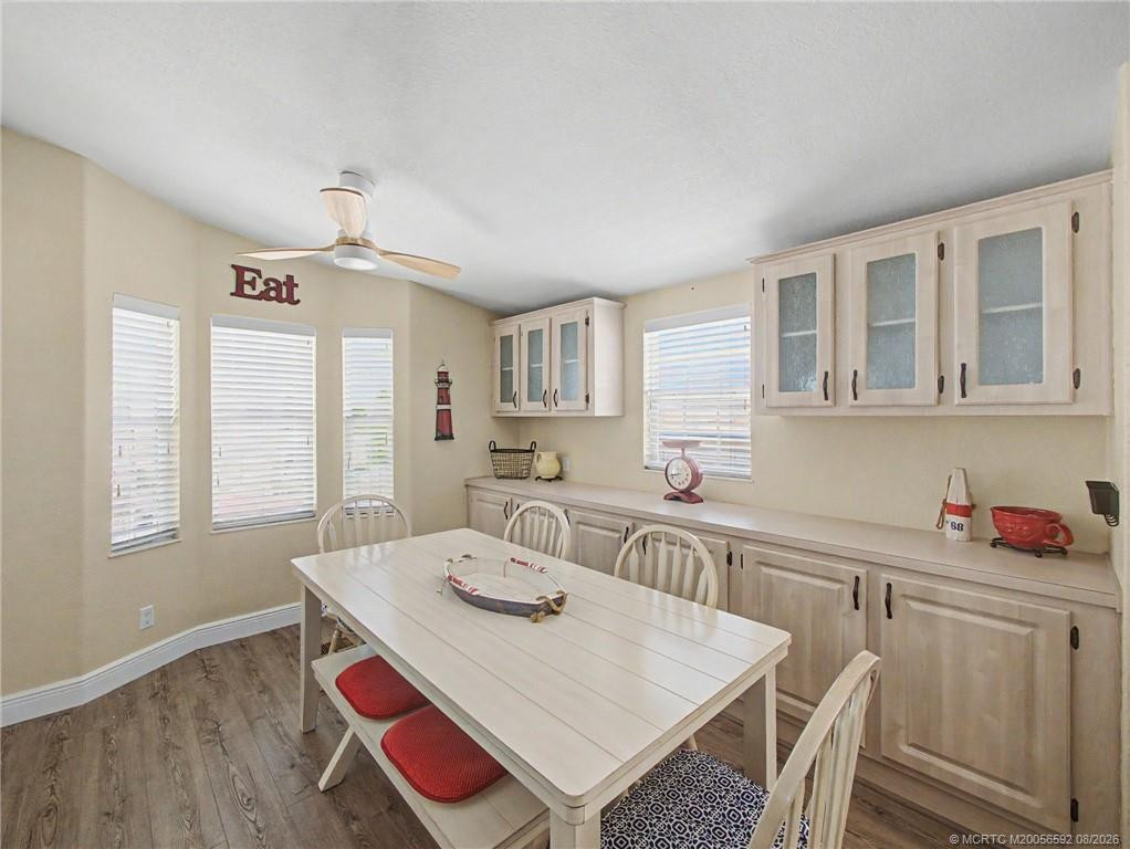 623 Nettles Boulevard Property Photo 3