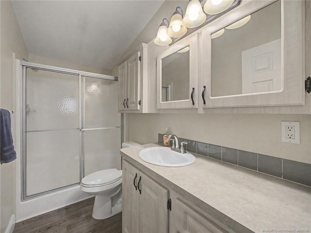 623 Nettles Boulevard Property Photo 9