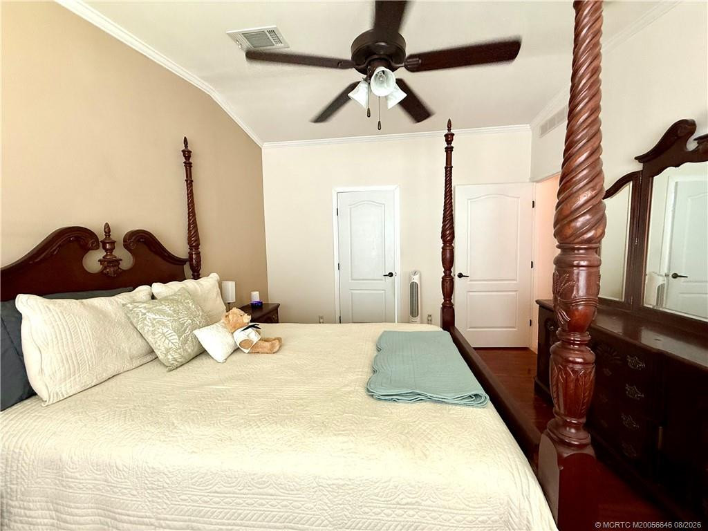 4046 3rd Court Property Photo 7