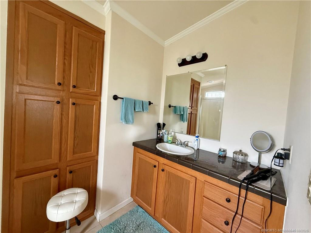 4046 3rd Court Property Photo 14